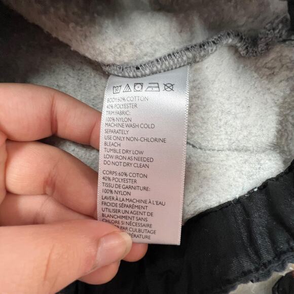 Your Neighbors Pullover Sweater Mens Medium Gray Black Nylon Contrast Crewneck - Picture 5 of 8